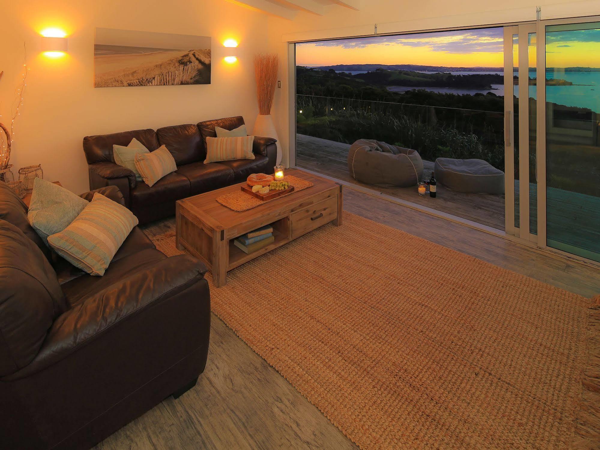 Koi Roc Waiheke Island Accommodation Bagian luar foto