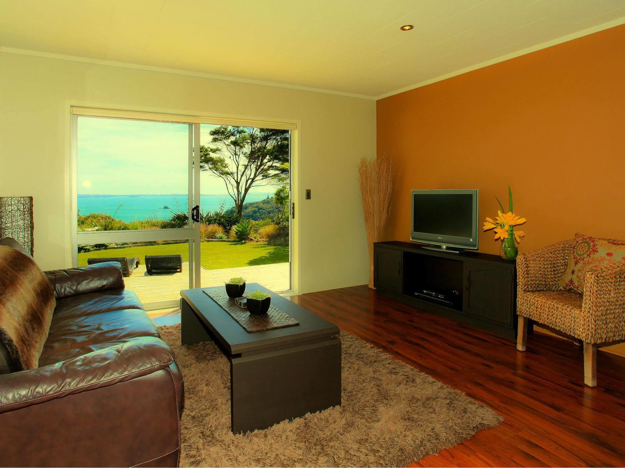 Koi Roc Waiheke Island Accommodation Bagian luar foto